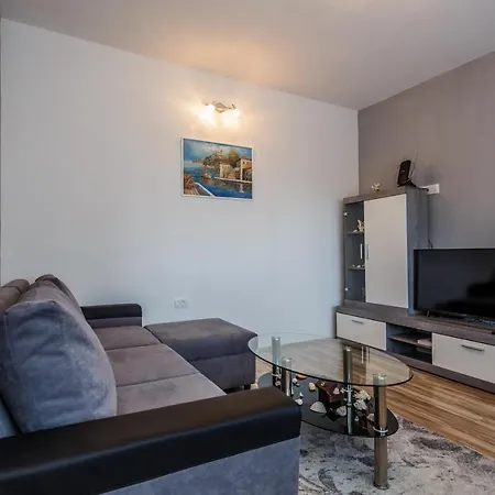 Apartment Adriatic *