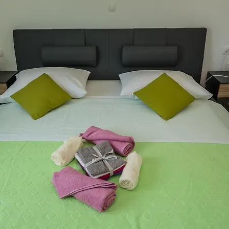 Adriatic Apartment *